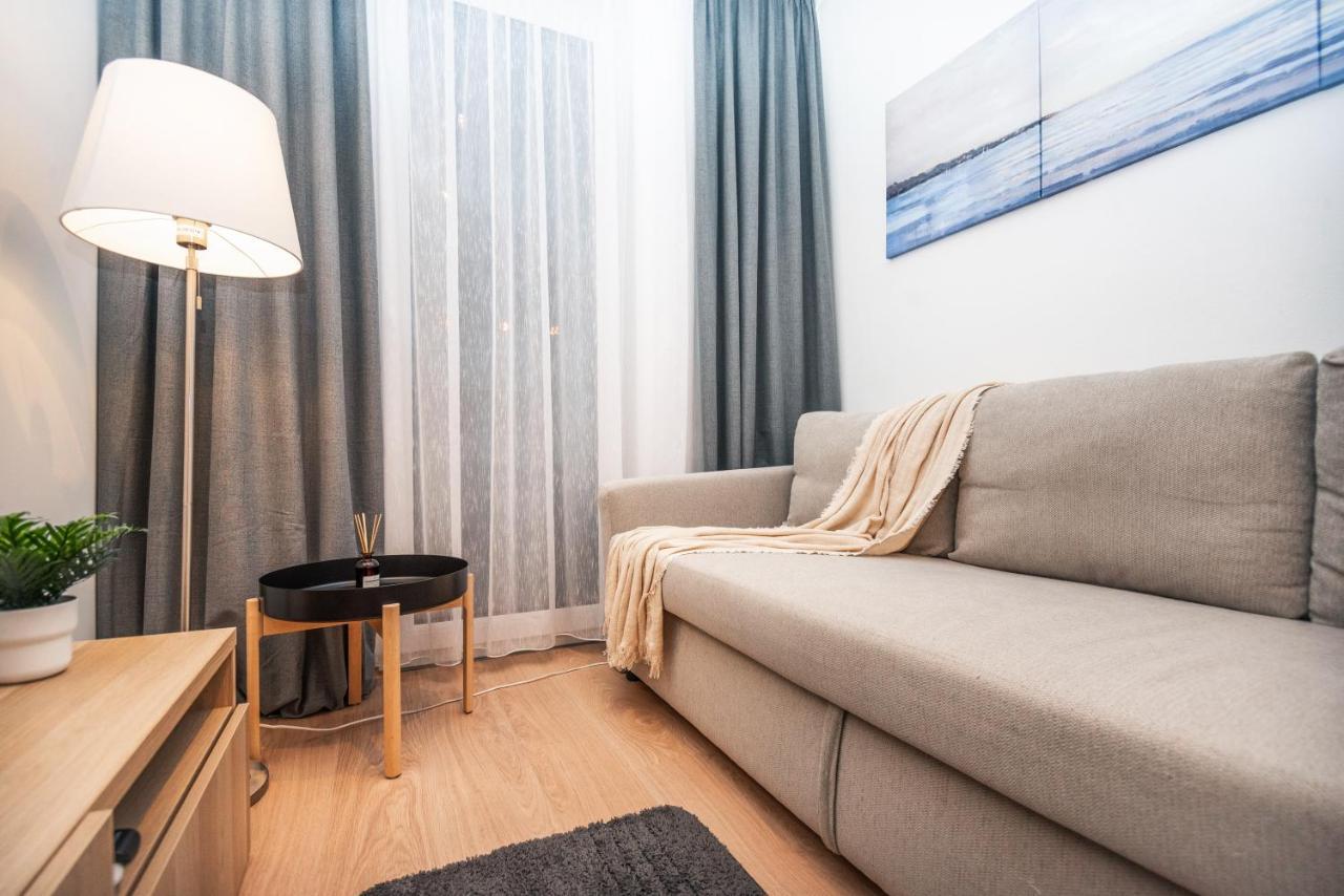 City Center Apartment - Modern & Elegant Bratislava Exterior foto